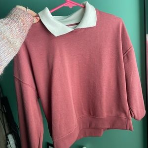 Collared cute-but-casual long sleeved top. Pink, size Small